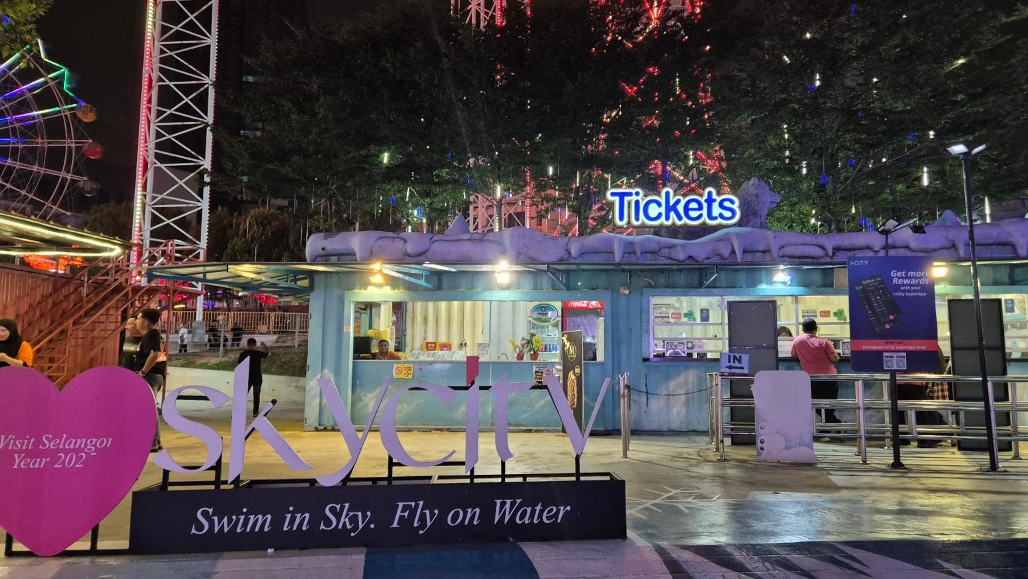 I-City Free Wifi 55Inch Smarttv Car Park Fit 5Pax Shah Alam Buitenkant foto